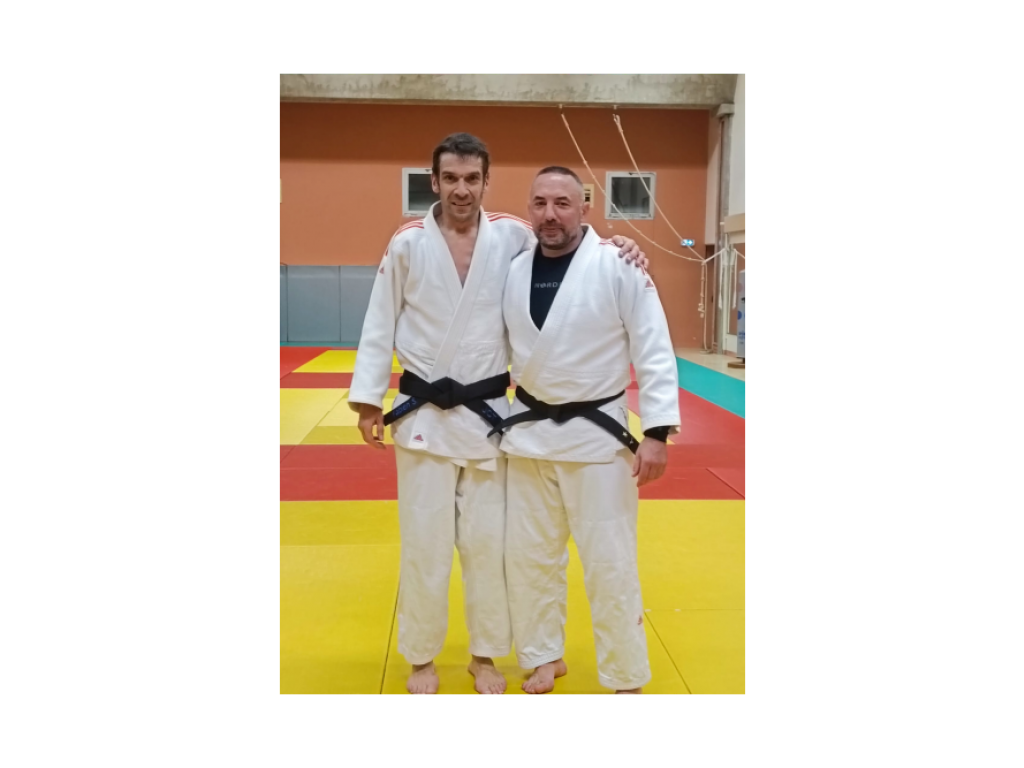 Image de l'actu 'Remise de Ceinture Noire au Président du Judo Club de Tavaux'